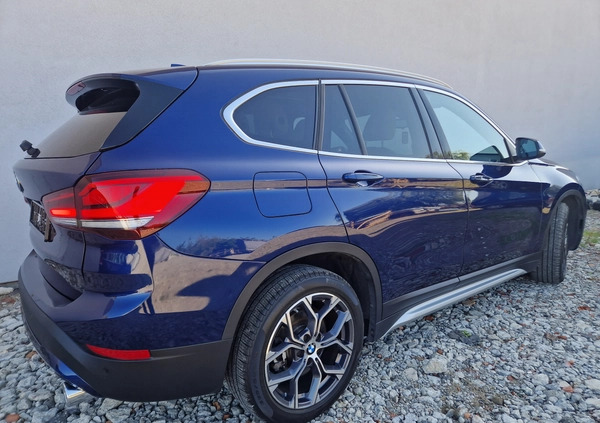 BMW X1 cena 124107 przebieg: 77123, rok produkcji 2020 z Jedlicze małe 277